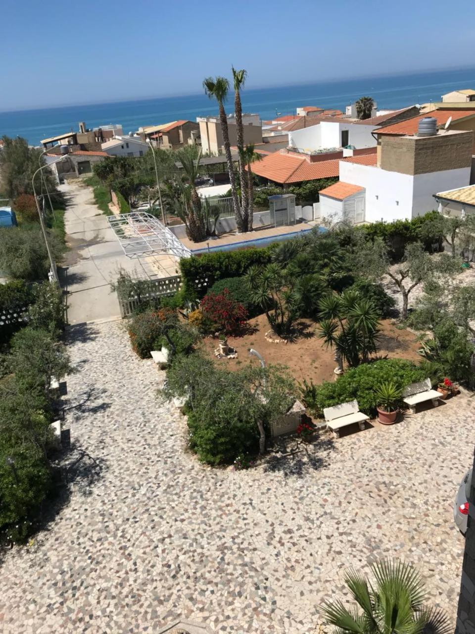 Residence Sicilia Mare- Casa Vacanza Scoglitti Exterior photo